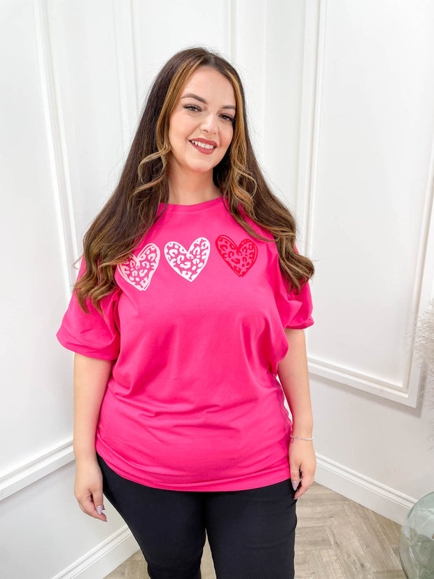 Curve Loveheart T-shirt - 2 Colours